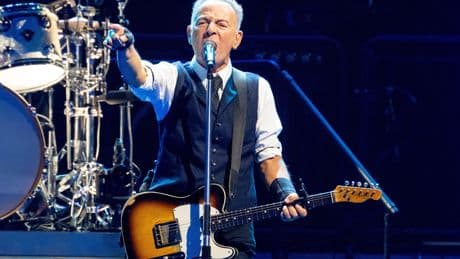 Bruce Springsteen Blasts 'Incompetent And Treasonous' Trump Administration