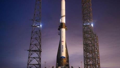 Cancelado por un problema técnico el lanzamiento del cohete gigante de Bezos