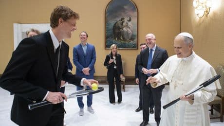 Pope meets Sinner: World No. 1 gives tennis fan Pope Leo XIV racket on Italian Open off-day