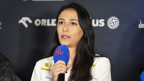 Milli voleybolcu Simge Aköz ameliyat olacak