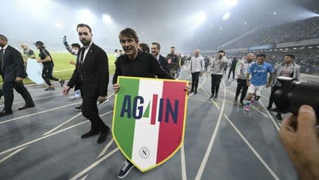 Antonio Conte regala il quarto scudetto al Napoli. Quinto titolo con tre club diversi in Serie A