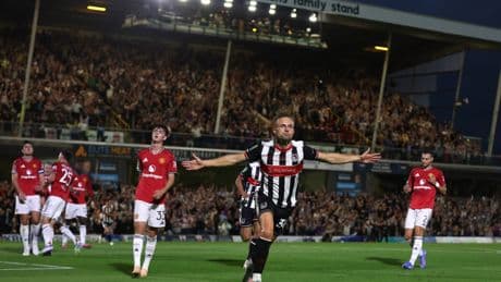 Carabao Cup live: Man United heading for shock exit before Arsenal and Liverpool discover third-round opponents in draw