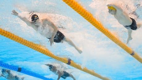 Gold für Schwimmer Märtens: Der Anschlag ist sein neuer Freund