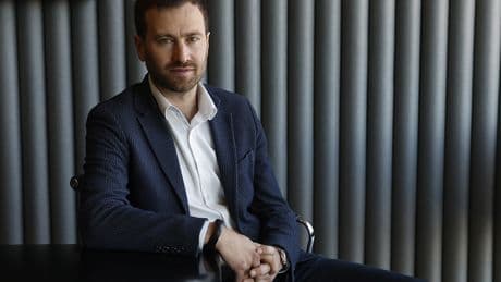 Murat Kalkan, el hombre que lidera el camino digital de BBVA: "Existe una guerra en curso entre los neobancos y la banca digital"