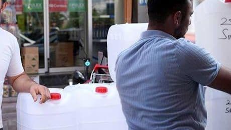 İzmir’de su kesintisi kabusu! Bidon satışlarımız ikiye katlandı