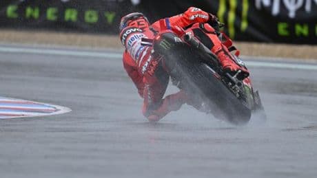 Marc Márquez navega a placer y Jorge Martín y Álex tiran de épica
