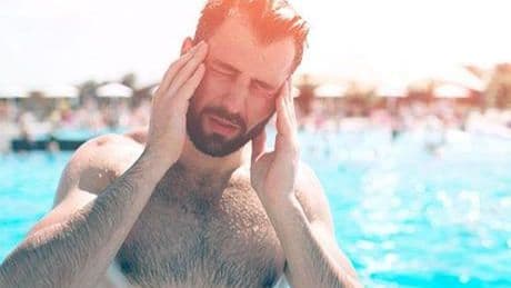 Soğuk suya aniden girmeyin! Kulakta ağrı, kaşıntı, akıntı, tıkanıklığa neden oluyor