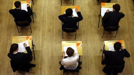 Éducation nationale : le gouvernement veut transformer les directeurs d’école en contremaîtres