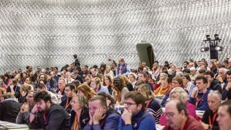 Le PCF mise sur le mouvement social pour contraindre Macron à changer de cap