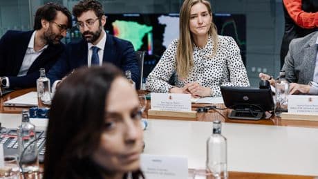 Sara Aagesen asegura que hubo "un primer corte de generación eléctrica 19 segundos antes" del gran apagón