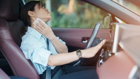 Las razones por las que el aire acondicionado de tu coche podría no enfriar