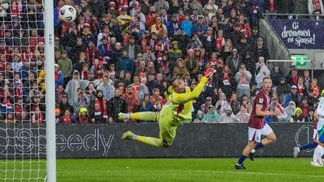 Gianluigi Donnarumma woest na afgang Italië: ’Onze fans verdienen dit niet’