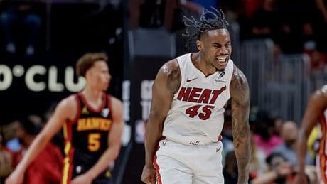 NBA: Miami Heat, Hawks'ı yenerek play-off turuna kaldı!
