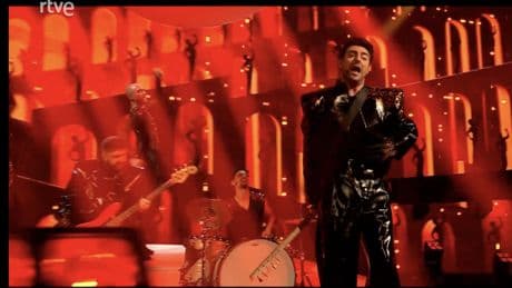Las redes, muy críticas con la actuación de Azerbaiyán en la semifinal de Eurovisión 2025 : “Se comió a Mickey Mouse”