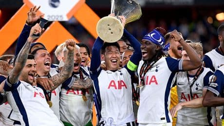 Uefa issues apology after Tottenham players left without Europa League medals