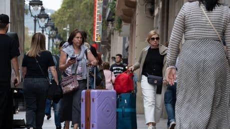 Un &#039;boom&#039; más allá de la temporada alta: España recibió en abril tantos turistas como viajeros llegaban en junio antes de pandemia