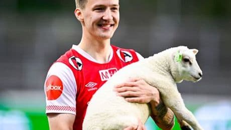Fußball in Norwegen: Bryne FK schenkt dem besten Spieler ein Lamm