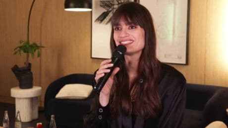 Les secrets des tubes: "Respire encore" de Clara Luciani