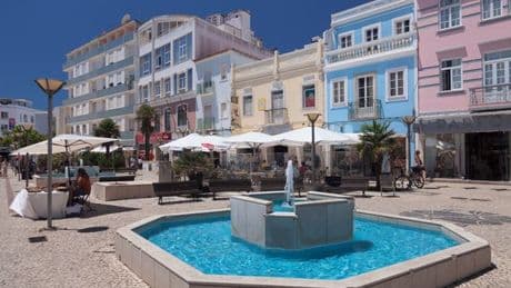 Brit man, 60, dies in the Algarve after being 'punched and kicked' at 3am