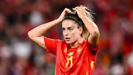 Alexia Putellas responde al discurso machista de Chicharito: "¿La mujer erradica la masculinidad? No sé de dónde saca eso"