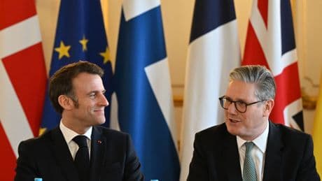 Starmer and Macron discuss Ukraine and migration in call