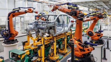 Los españoles reclaman un pacto de estado para evitar una crisis en la industria del automóvil