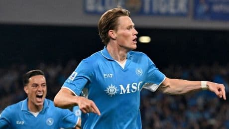 <p>McTominay: &quot;Napoli incredibile! De Bruyne? Non vogliamo accontentarci&quot;</p>