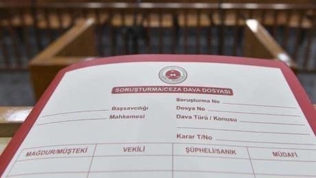 Eşine çarptığı araba 'silah' sayıldı