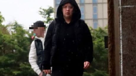 Woman who fractured baby's arm while in her care at Glasgow flat dodges jail