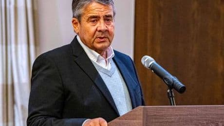 Sigmar Gabriel: Ex-Außenminister vergleicht Donald Trumps Ukrainedeal mit Versailler Vertrag