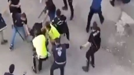 Şanlıurfa’da iki grup arasında taşlı sopalı kavga; 3 yaralı