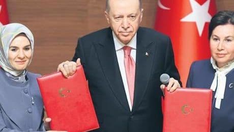 ‘Kimsenin gözünün yaşına bakmayız’