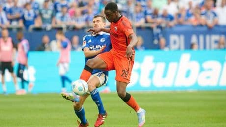 Wichtiger Auswärtssieg: Paderborn setzt im Aufstiegskampf auf Schalke ein Zeichen