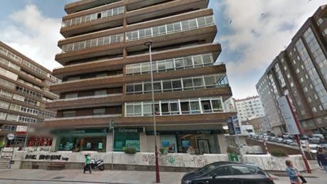 Investigan la muerte de una mujer que ha caído desde un cuarto piso en Vigo