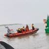 KNRM haalt naakte man van reddingsboei voor kust van Vlieland