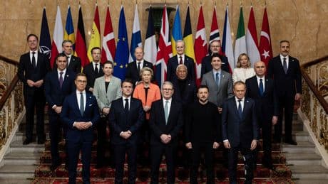 30 devletten Paris’te Ukrayna zirvesi: Avrupa’da ‘barış’ ne kadar yakın?