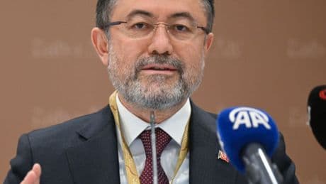 Bakan Yumaklı: Gıda arzında risk bulunmuyor