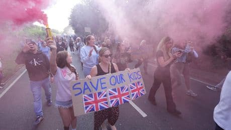 Labour must speed up plans to shut all asylum hotels, says party’s red wall chief