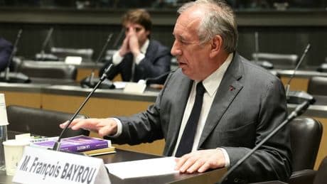 Affaire Bétharram: rapport d’inspection, courrier du directeur… Ce que contiennent les documents de la contre-attaque de François Bayrou