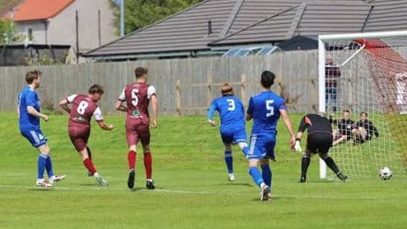 Former Dundee United hero stings Shotts with late leveller in opener with Glenafton