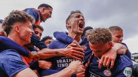 9 puan geriden geldi! Hollanda'da şampiyon PSV