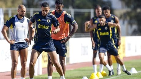 Fenerbahçe, yeni sezon hazırlıklarına devam etti