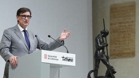 Illa promete situar la memoria democrática en la "primera línea" del Govern ante un "autoritarismo que avanza"