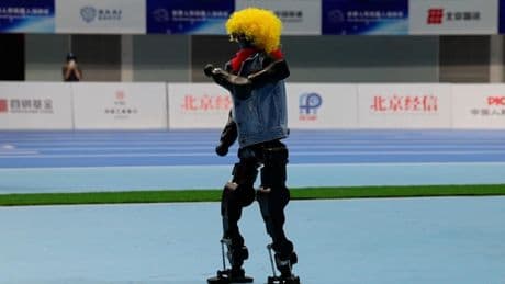 Finalizan los primeros Juegos Mundiales de Robots Humanoides entre caídas y exhibiciones