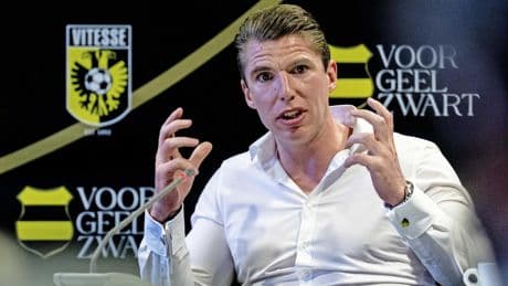 Vitesse verliest beroepszaak en begint nieuwe seizoen op -12
