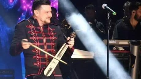Ekin Uzunlar, Harbiye’de Coşkulu Bir Konser Verdi: "Sanki Trabzon Meydanı'ndayız!"