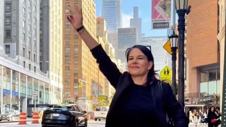 Baerbock in New York - So schräg inszenieren sich unsere Politiker