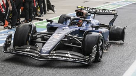 Una imprudencia de Liam Lawson arruina el primer punto de Fernando Alonso en la 'sprint race' de Miami