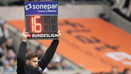 Neue Regel – Warum es diese Saison deutlich mehr Nachspielzeit gibt