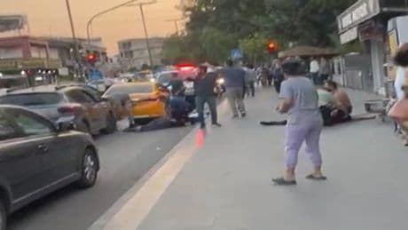 Dehşete düşüren anlar kamerada: Mersin'de cinayet şüphelisi polisle girdiği çatışmada öldü